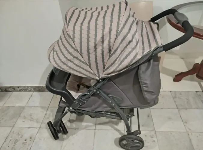 Carrinho de bêbê San Remo Galzerano novo sem uso com pequenas Avarias Oportunidade Unica!
