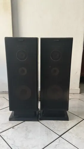 Par de Caixas Acústicas Sony SS-B3900 (Com Telas e Pedestais) Apenas retirada no local