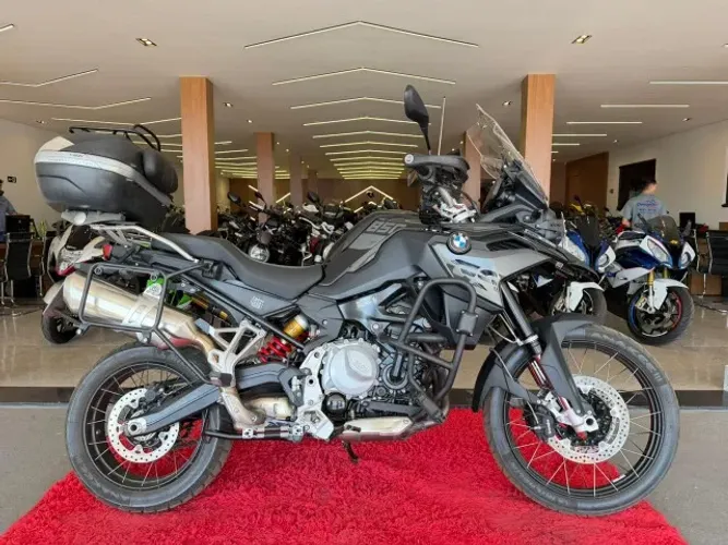 F850 GS TRIPLE BLACK PREMIUM