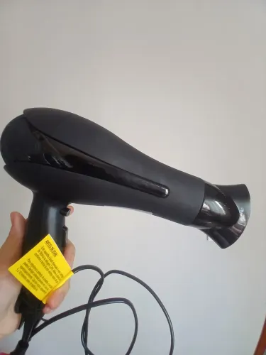 Secador bivolt 110v e 220v  novo na garantia 