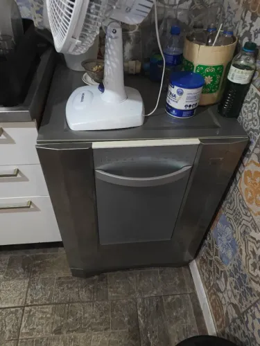 Vende-se uma lava louça profissional