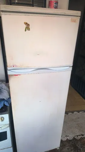 Vendo geladeira duplex