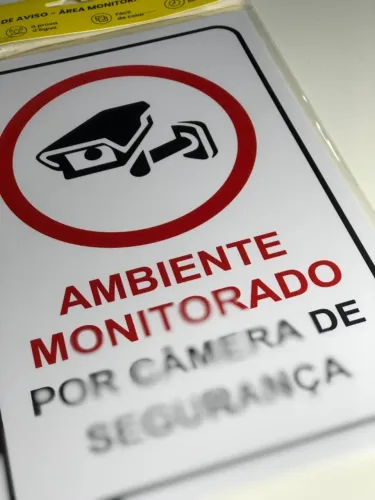 Adesivo de Aviso - Área Monitorada por Câmera.