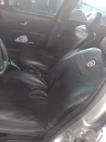 Fiat Siena Tetrafuel 1.4 MPI Fire Flex 8V 4P 2011