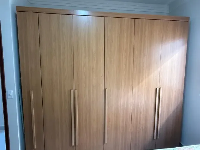 Guarda-Roupa Casal Kappesberg Dakota 6 Portas - Apenas 1 Mês de Uso