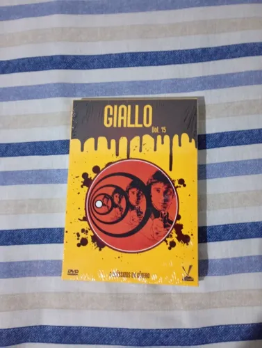 DVD versatil Gialo vol 15 e Krimi vol 01 Lacrados