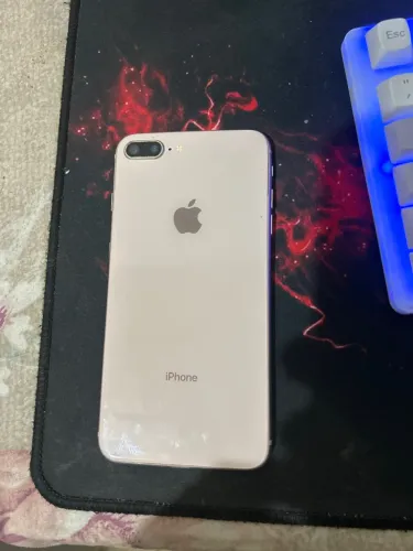 iPhone 8 Plus