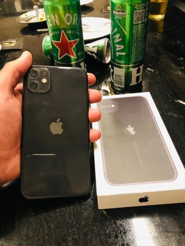 iPhone 11 - 256Gb nunca aberto , sem marcas