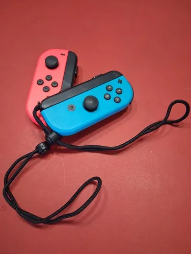 PAR DE JOYCONS ORIGINAL SEMINOVO