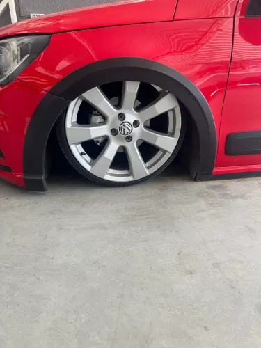 Rodas 18 