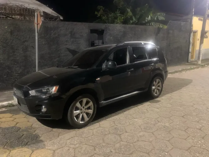 Mitsubishi Outlander 2.0 16V 160cv Aut. 2012