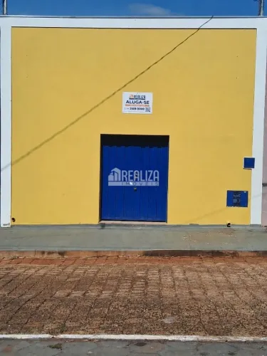 Casa com 1 Quarto(s) e 1 banheiro(s) para Alugar, 10 m² por R$ 1900 / Mês