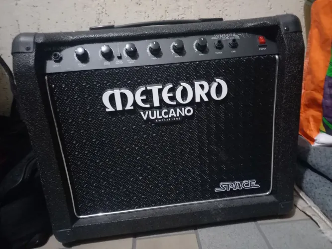 Amplificador Meteoro Vulcano Space 50w
