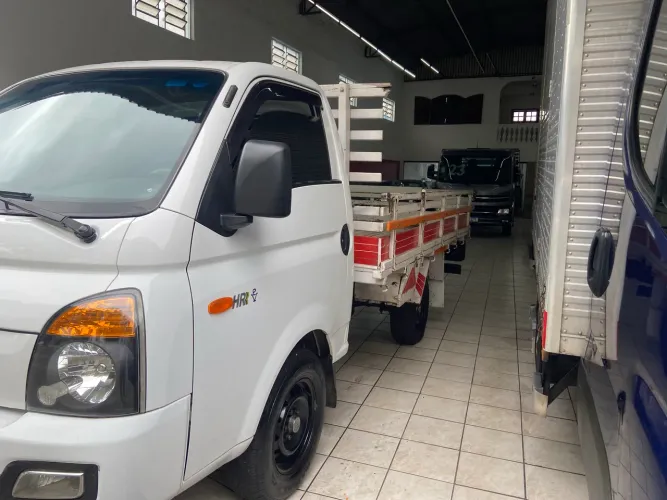 Hyundai HR carroceria de madeira 