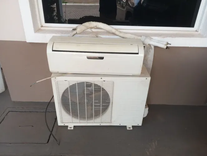 Vendo ar condicionado ótimo estado Eletrolux 9000 BTUs