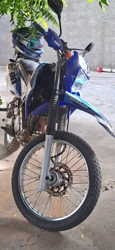 Vendo lander 2008 nova e ela 