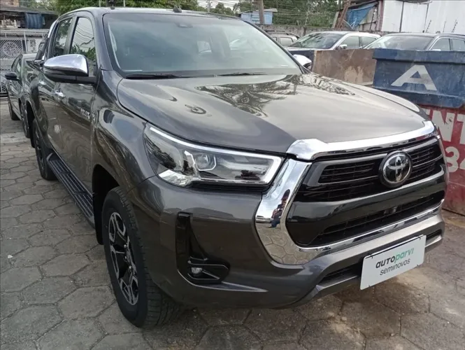 Toyota Hilux CD SRX 4X4 2.8 TDI 16V Diesel Aut. 2022