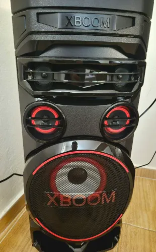 Caixa Acústica LG XBOOM RNC7 Bluetooth Wireless Party Link DJ APP 700W