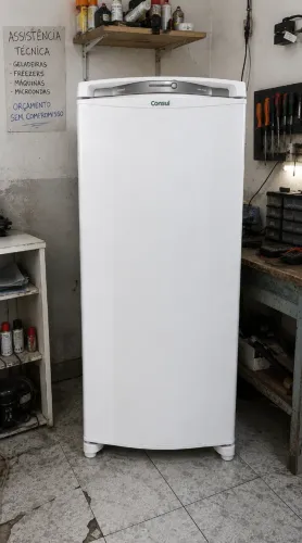 Geladeira Refrigerador Consul Facilite 342L 1 Porta Frost Free 127V CRB39AB funcionando pe
