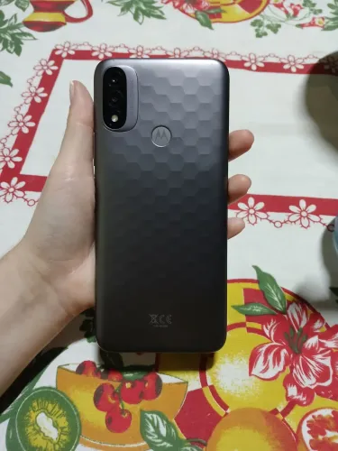 Moto E20