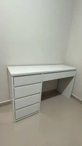 Escrivaninha penteadeira