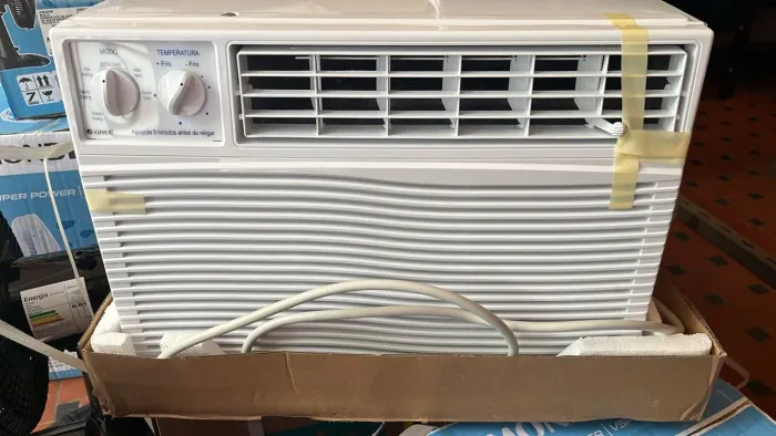 Ar condicionado de janela GREE de 10 mil BTUS (PRODUTO NOVO) só 1.599,00 reais