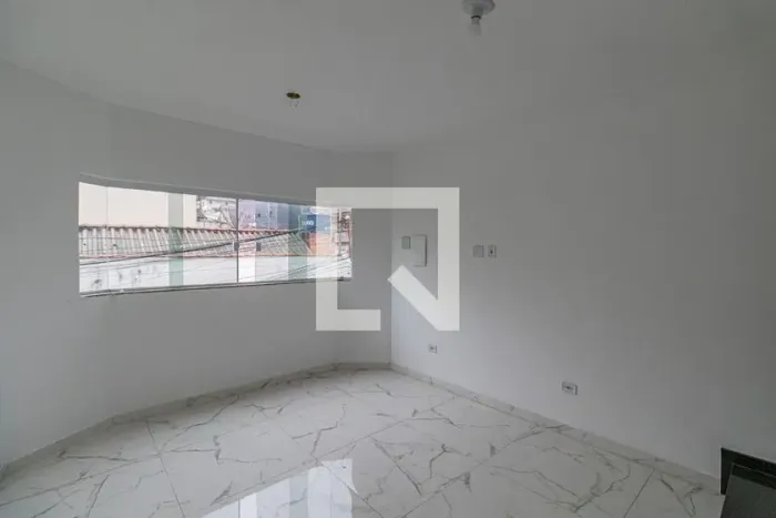Casa à Venda - Vila Ré, 2 Quartos, 90 m2