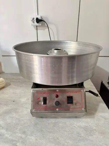 Máquina de Algodão Doce