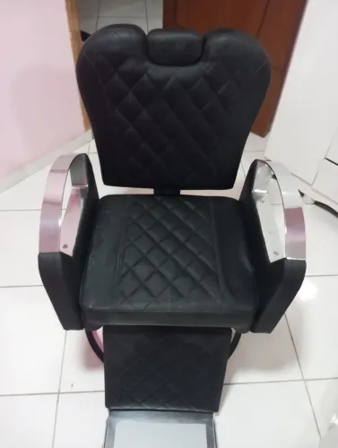 Poltrona reclinável barbearia