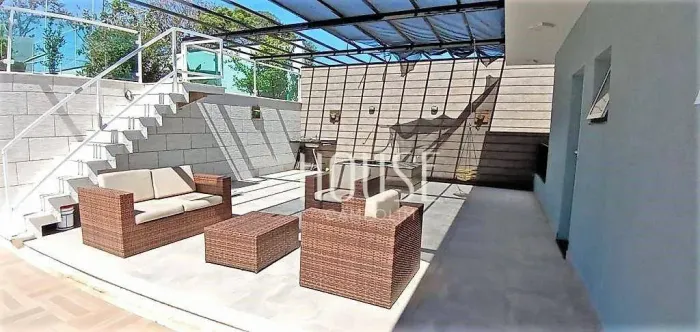 Casa com 4 dormitórios à venda, 279 m² por R$ 1.390.000,00 - Condomínio Village Ipanema II