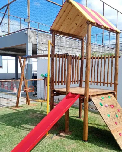 Playground, parquinho, pergolado e demais estruturas em eucalipto