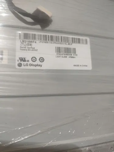 Tela LCDde 21,5" Display LG LM215WF4 (TL) E8
