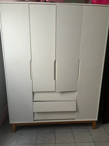Vendo Guarda Roupa Infantil