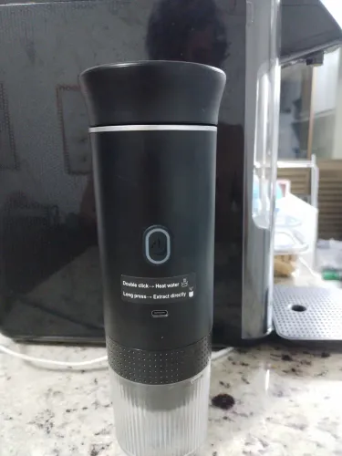 Cafeteira portátil carregavel