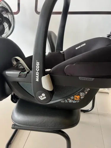 Bebê conforto MÁXI COSi