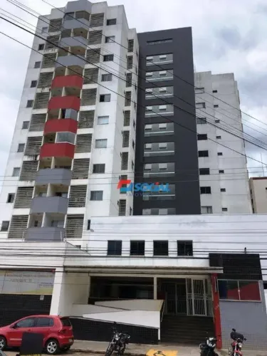 Ótimo apartamento para locação com planejados e climatizado, localizado na Av Sete de Sete