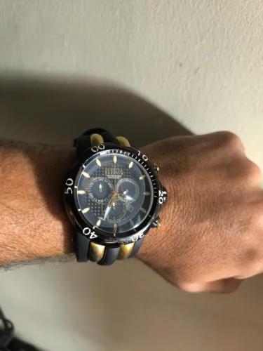 Relógio Invicta Reserve Venom