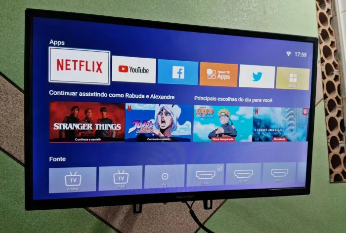 SMART TV MULTILASER LED HD 32' 110v/220v