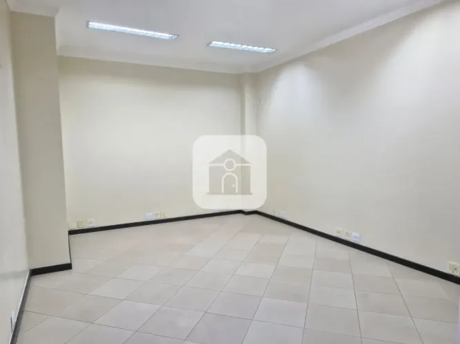 Prédio para locação no bairro Brasil