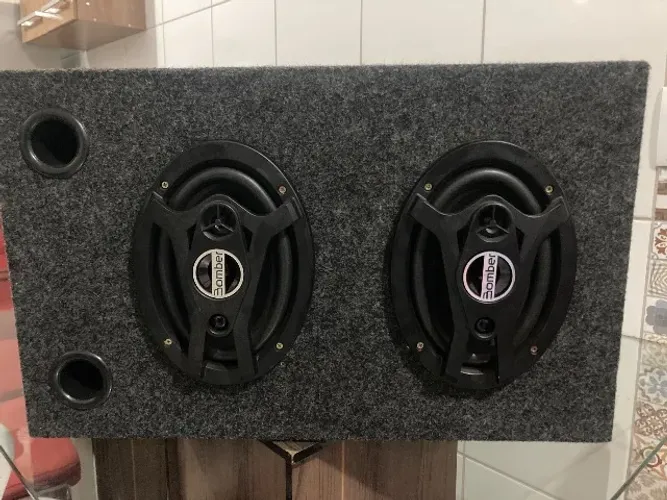 Auto falante 6x9 BOMBER TKL (400 rms par) + caixa 
