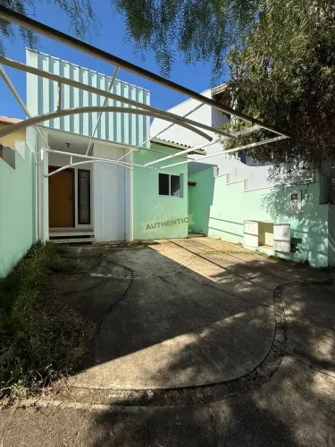 Casa em Condomínio para Locação em Indaiatuba-SP, Portal das Acácias: 2 Quartos, 1 Suíte,