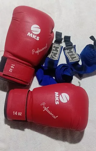 Kit luvas Muay Thai