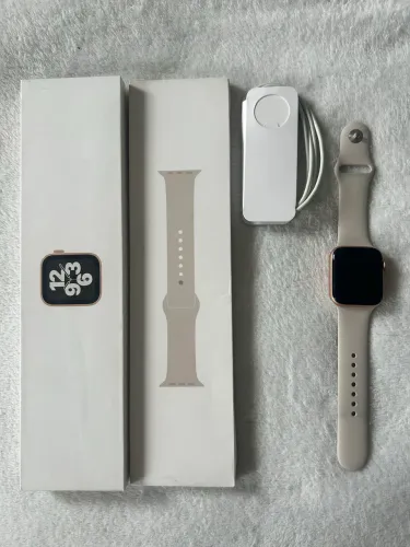 Apple Watch SE 4mm Gold