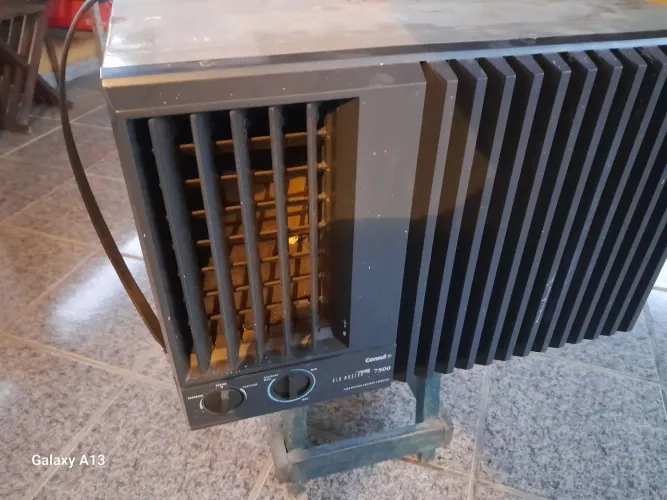 Ar condicionado de embutir na parede
