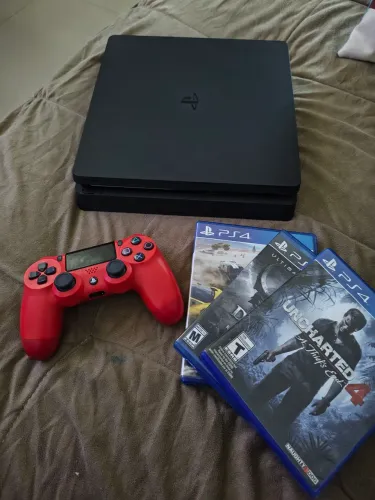 PlayStation4 Slim 480GB SSD + 3 Jogos de brinde