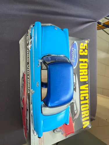  Carrinho antigo 1953 Ford Victoria