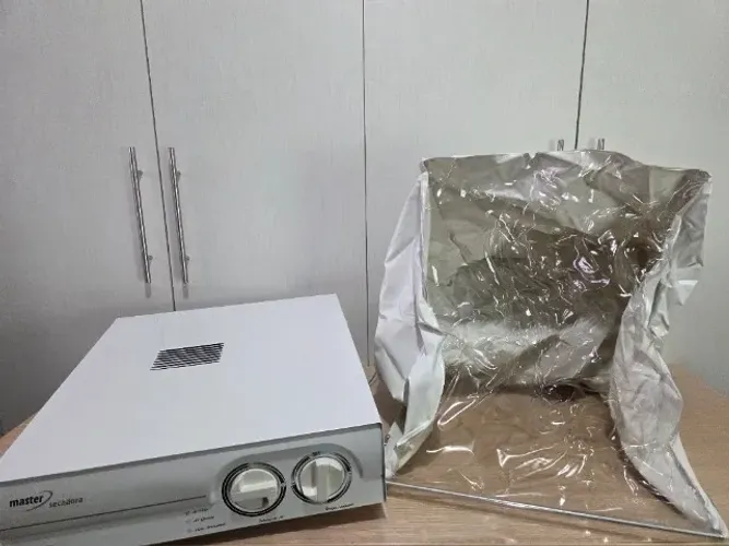 Secadora de roupa para parede Enxuta 4 Kg - Sem uso