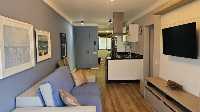 Lindo Apto de 2 dorms na Praia Brava - Florianópolis SC