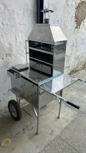 Vendo carrinho de espetinho 