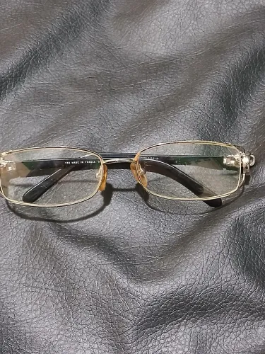 ÓCULOS VINTAGE CARTIER CONDIÇÕES COMO NAS FOTOS OBS SO O ÓCULOS 